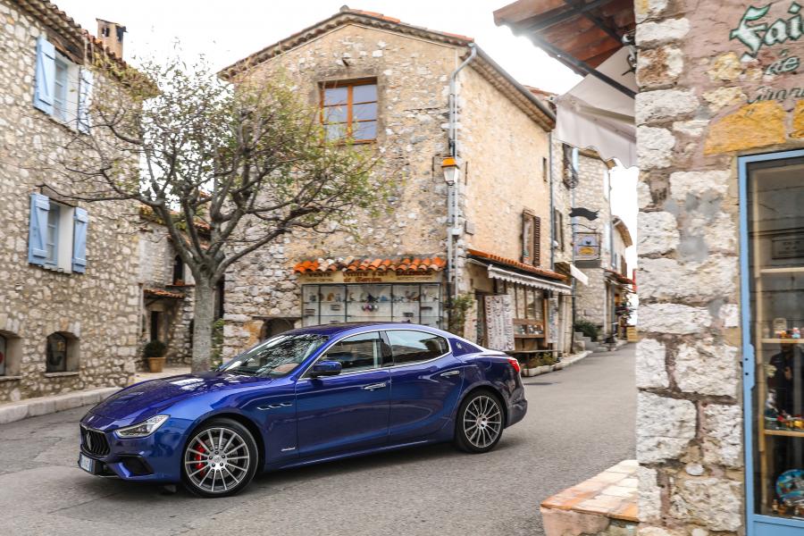  Maserati Ghibli S GranSport 2017 года  (фото 40 из 40)